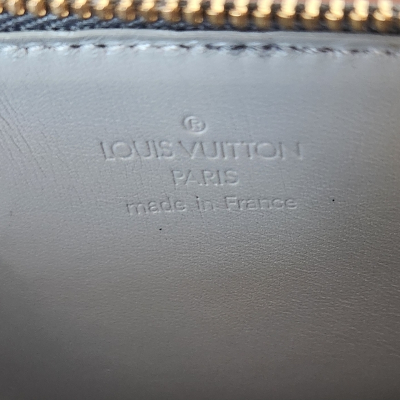 Louis Vuitton Black Monogram Vernis Lexington Pochette Bag - Picture 6 of 9